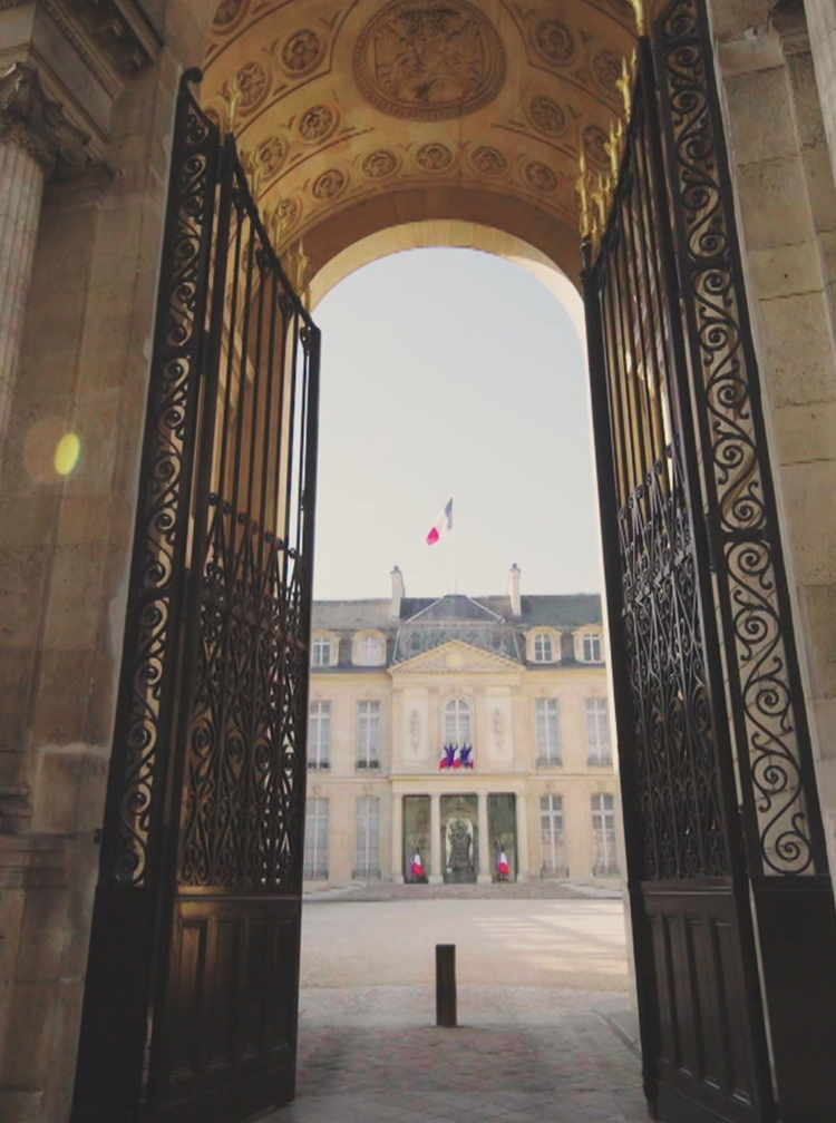Affiche de Les présidents face a la société